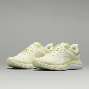 Lululemon charge feel low workout shoes size 9